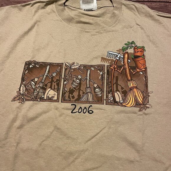 Walt Disney World Epcot Flower Garden Festival Shirt 2006 Large Rainbird - Picture 2 of 6